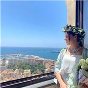 Docente di Pianoforte, Laurea V.O. con votazione 10/10 presso Conservatorio G.Martucci di Salerno